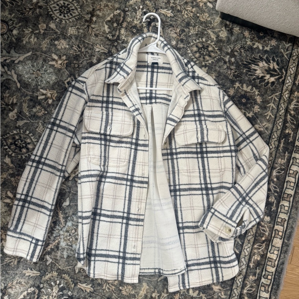 American Eagle Outfitters Cream and Black Plaid Shacket